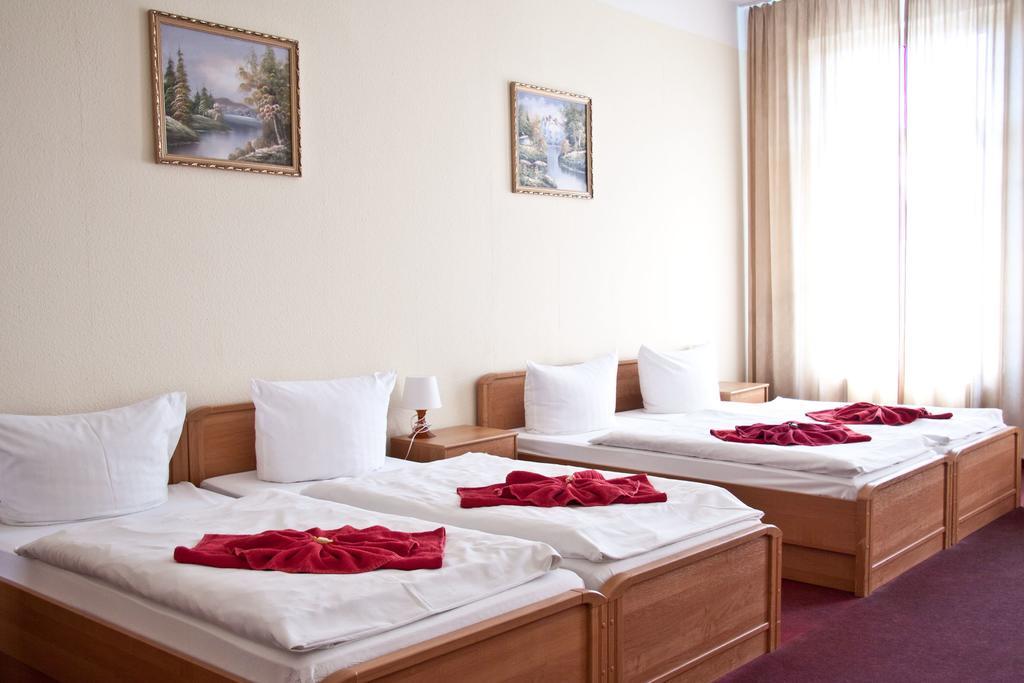 Hotel Ai Koenigshof Berlim Quarto foto